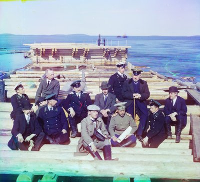 Grupo de funcionarios del ferrocarril de Murmansk, 1905-1915 de Sergey Prokudin Gorsky
